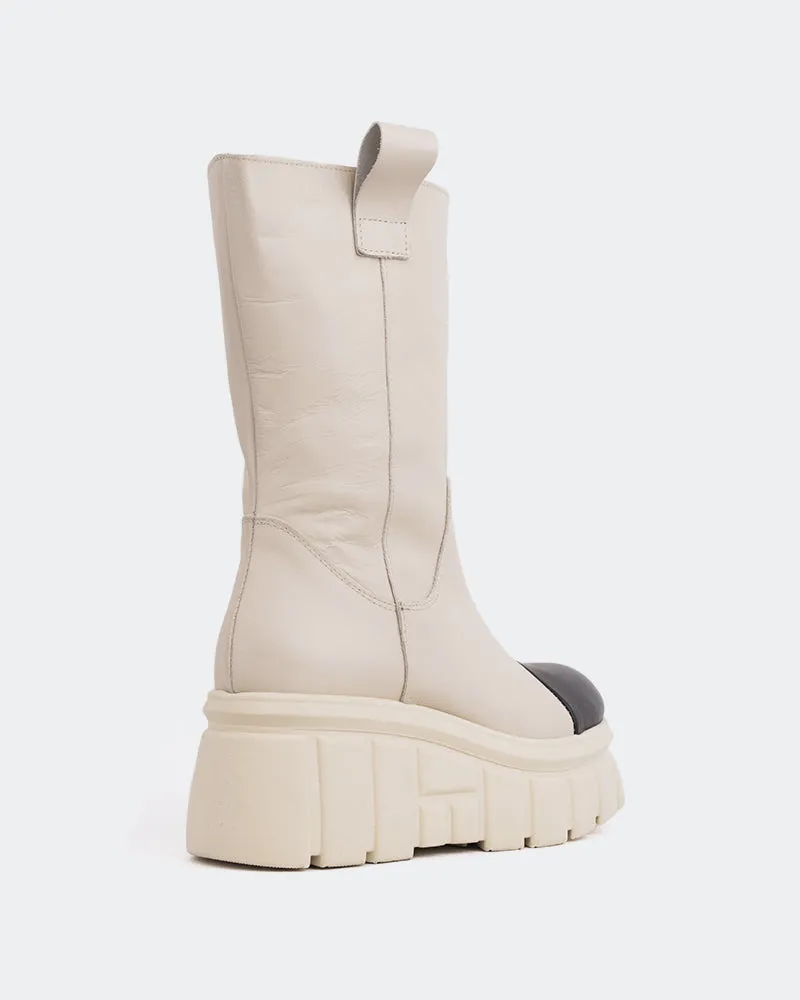 Kelowna Beige Leather All-Weather Comfort