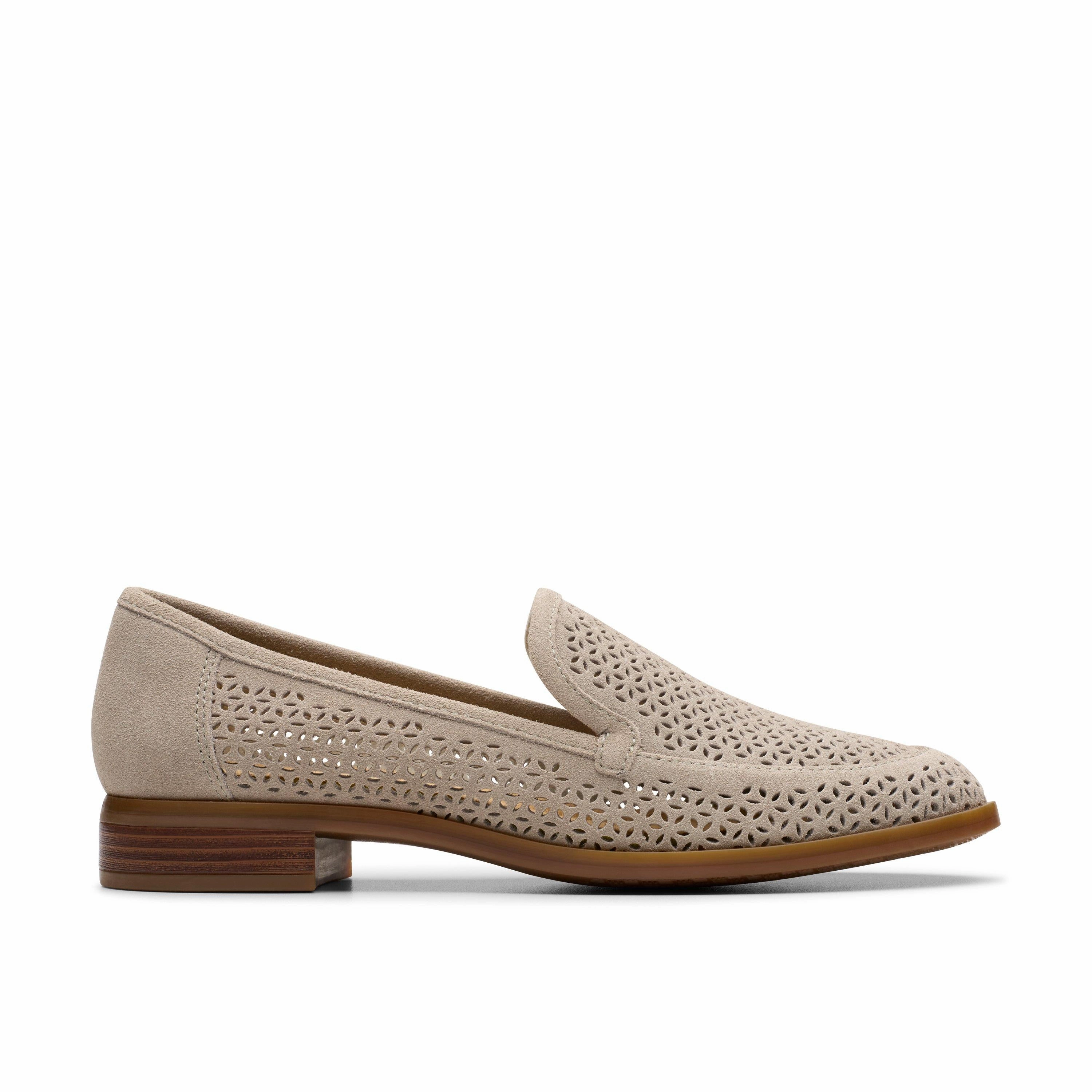 Coastal Cool Sole Safe Clarks Trish Cove in Beige Suede