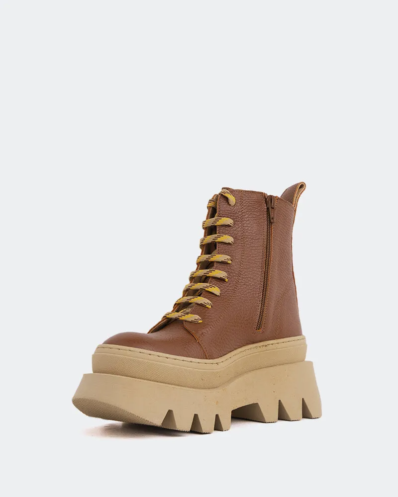 Sleek Touch Bianchi Camel Leather