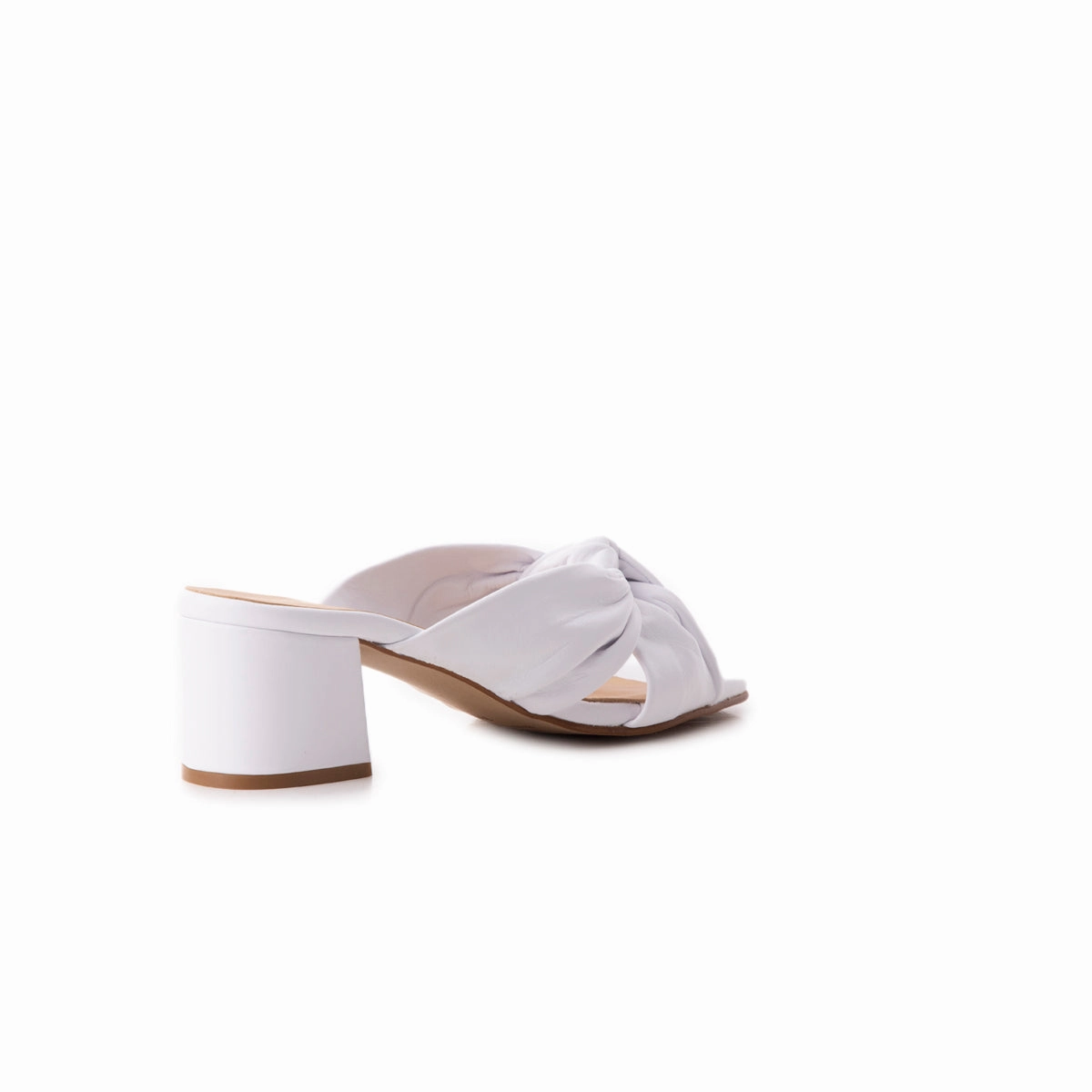 Easy Summer Style Effortless Comfort Sobral White Leather
