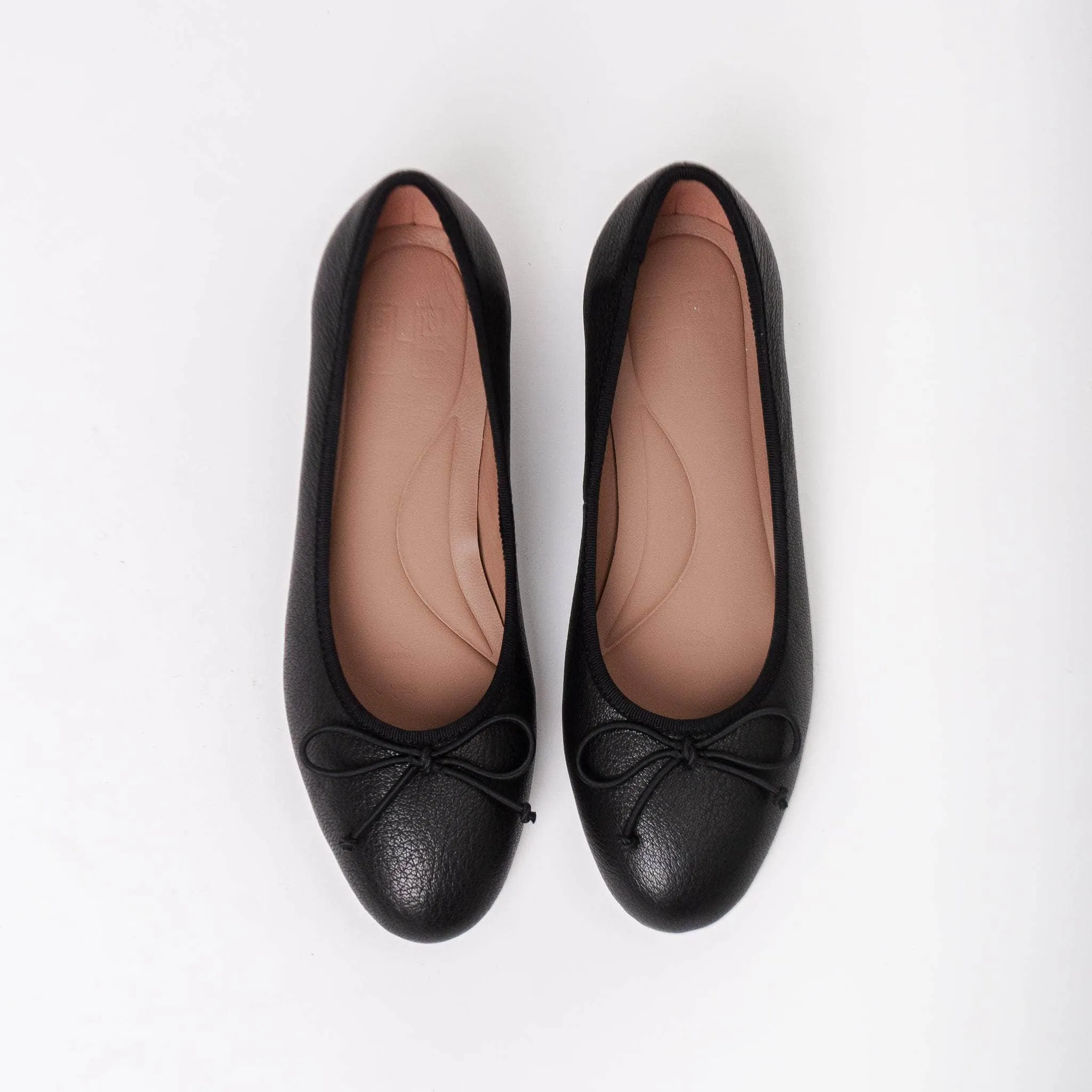 Elastic Gusset Trade Glow Majo Noir - Genuine Leather