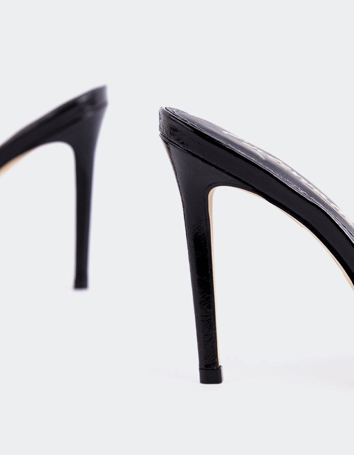 Thelma Black Naplack Quick Beach Fit