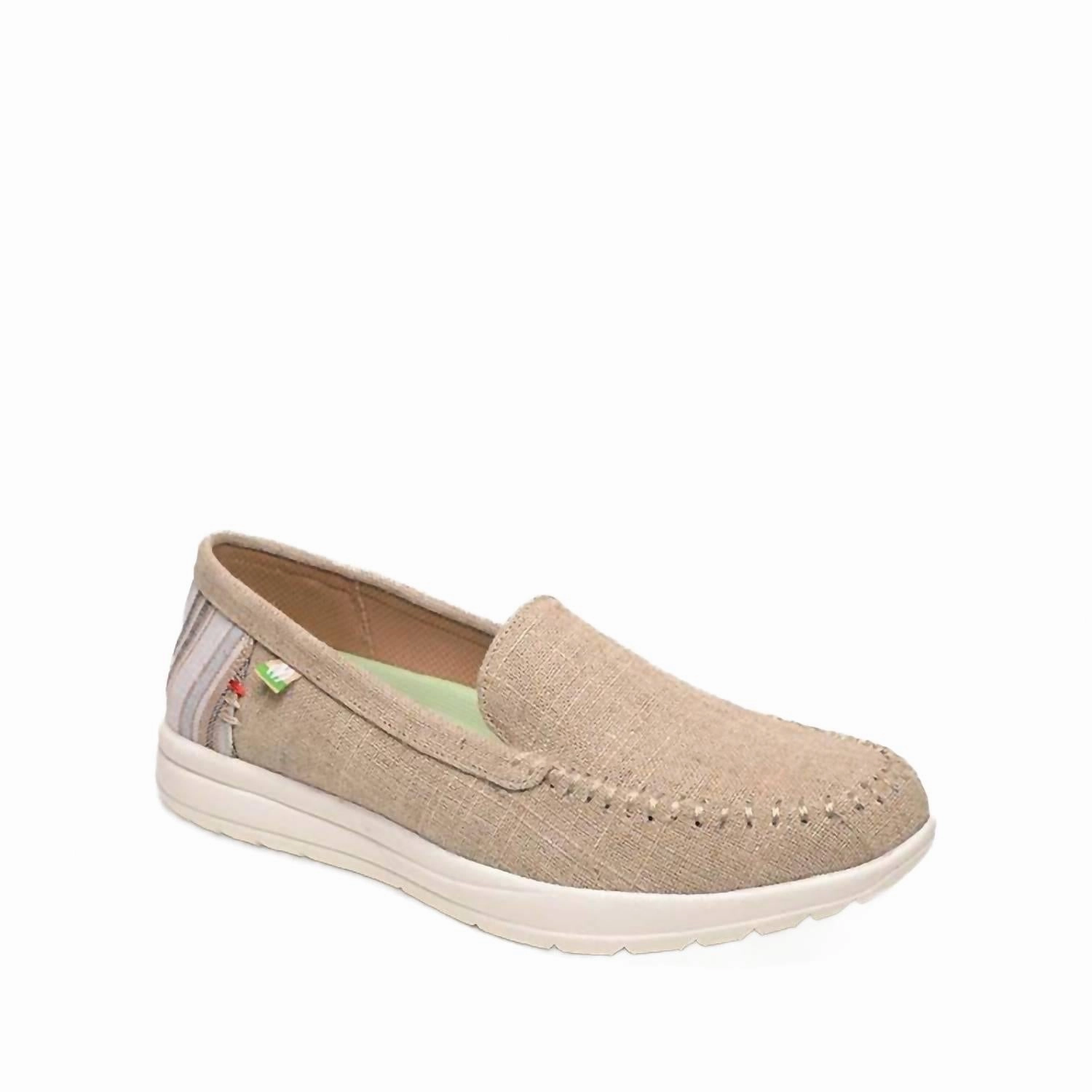 Park Path Easy Walk Women's Discover Canvas Moccasin In Natural