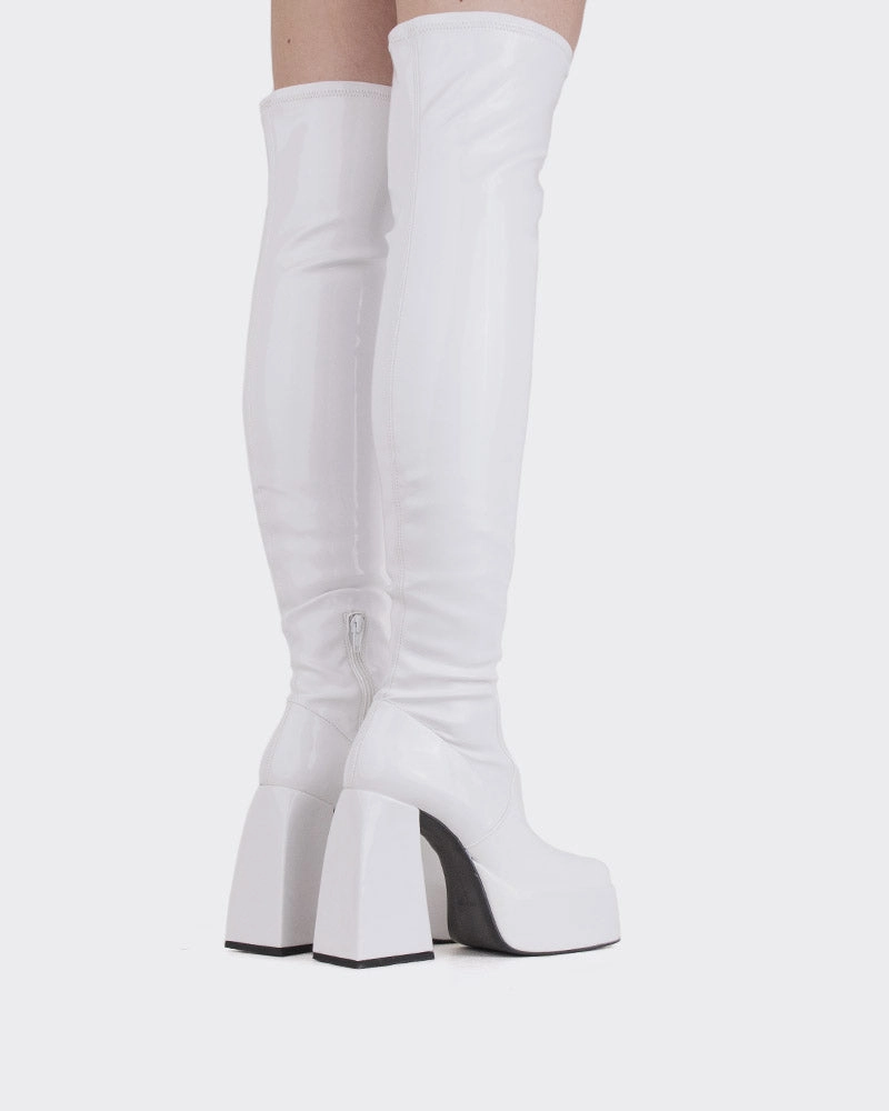 Sonny White Patent Stretch Seamless Interior Construction High Traction