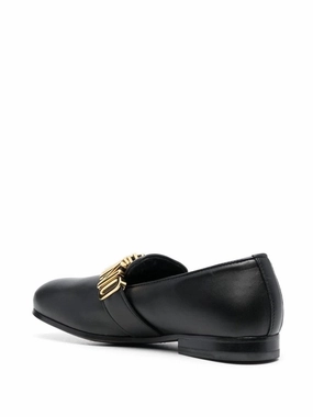 simple design Sophisticated Closed-Toe Leather Loafers With Signature Gold Hardware