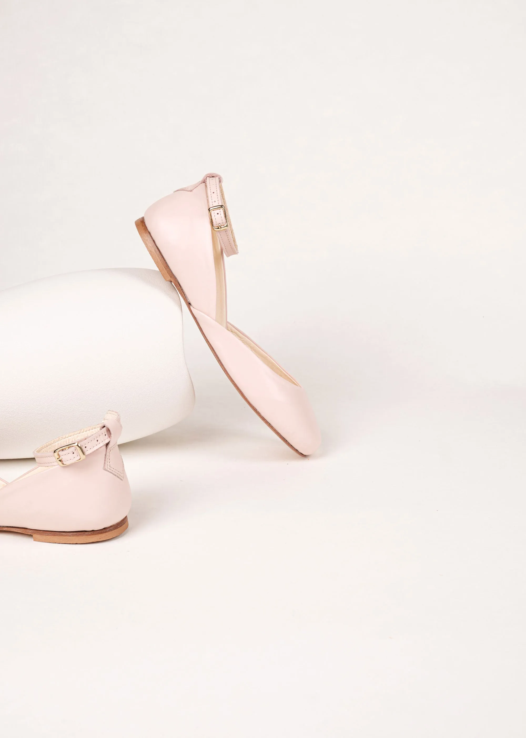 Special edition LUNA Ballet Flats - Blush Scent Path Durable Fit