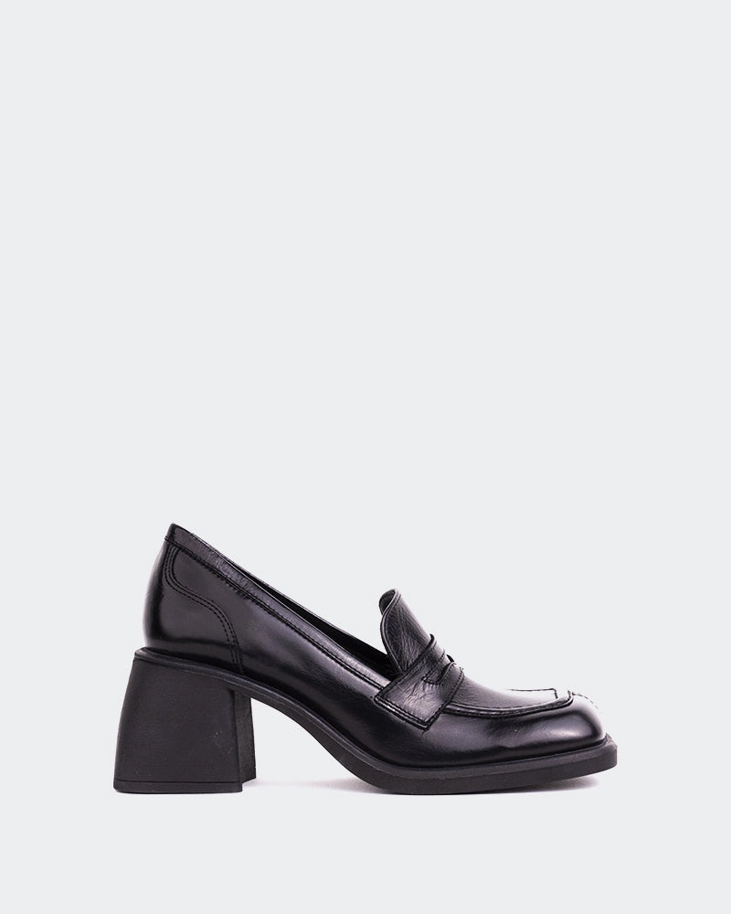 Station Black Leather Trendy Slip-on Footwear