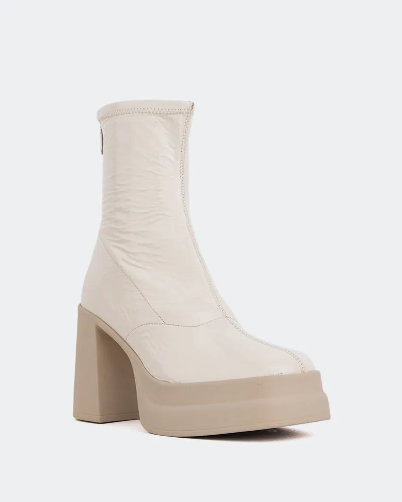 Cold Chicwear Voltera Off White Naplack Stretch