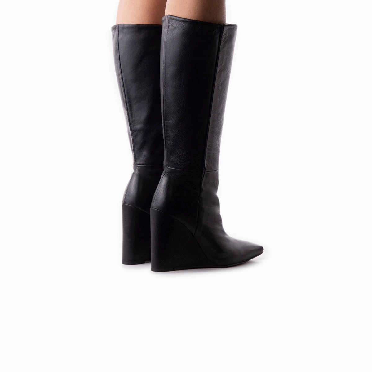 Thermal Protection Heritage Black Leather