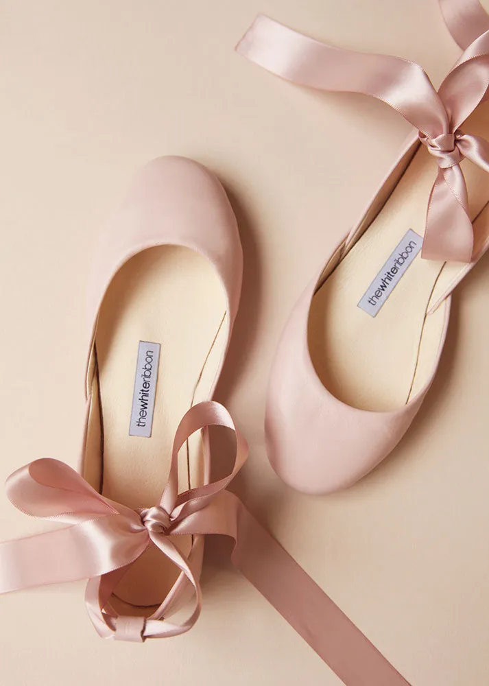 LUNA Ballet Flats - Blush Gallery Time