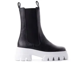 Classic Chicwear Work Smart Tacoma Black Leather/White Sole