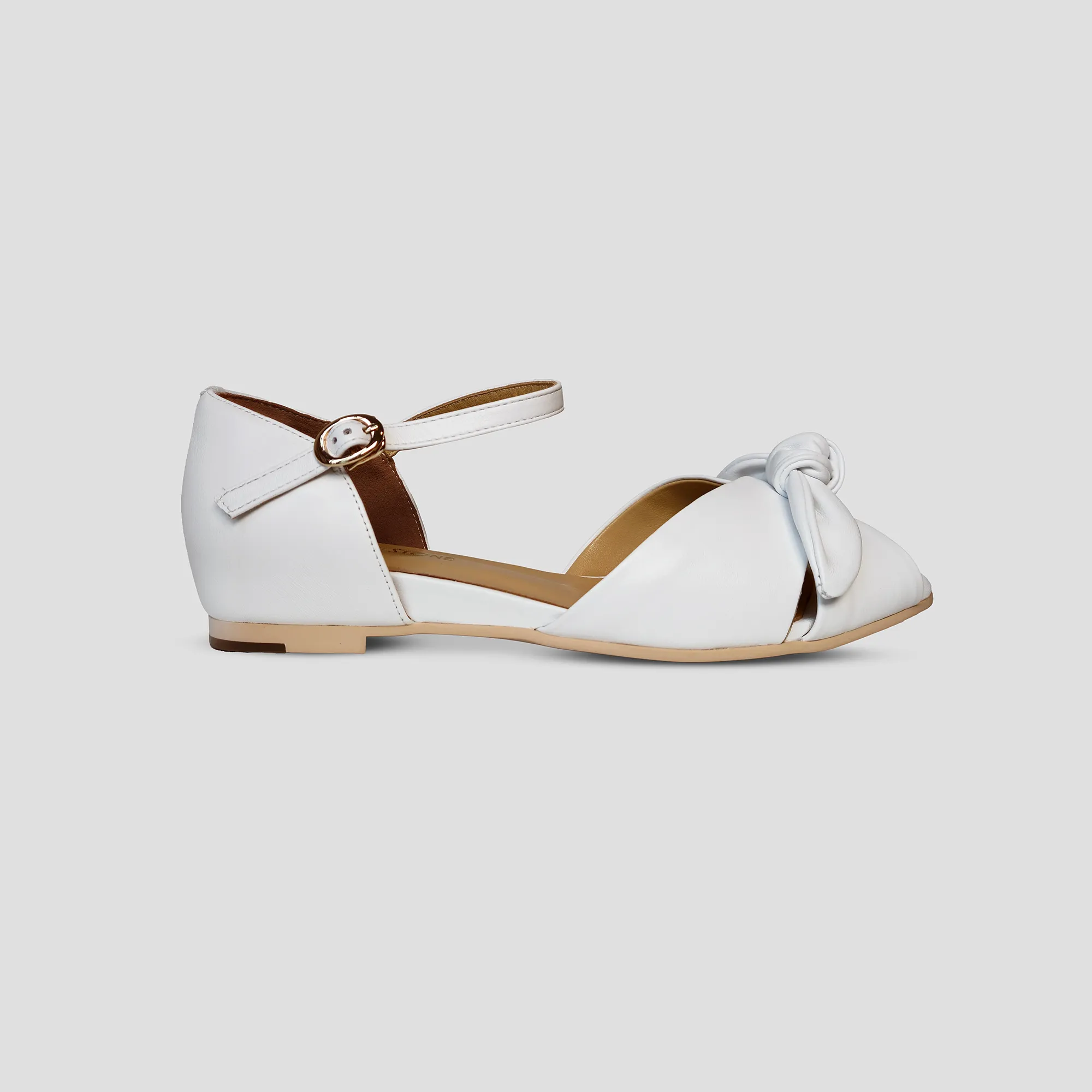 Taormina (White) Stone Step Farm Visit