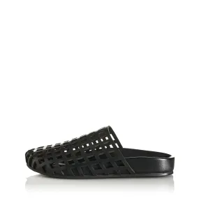 Shaan Simple Cushioning