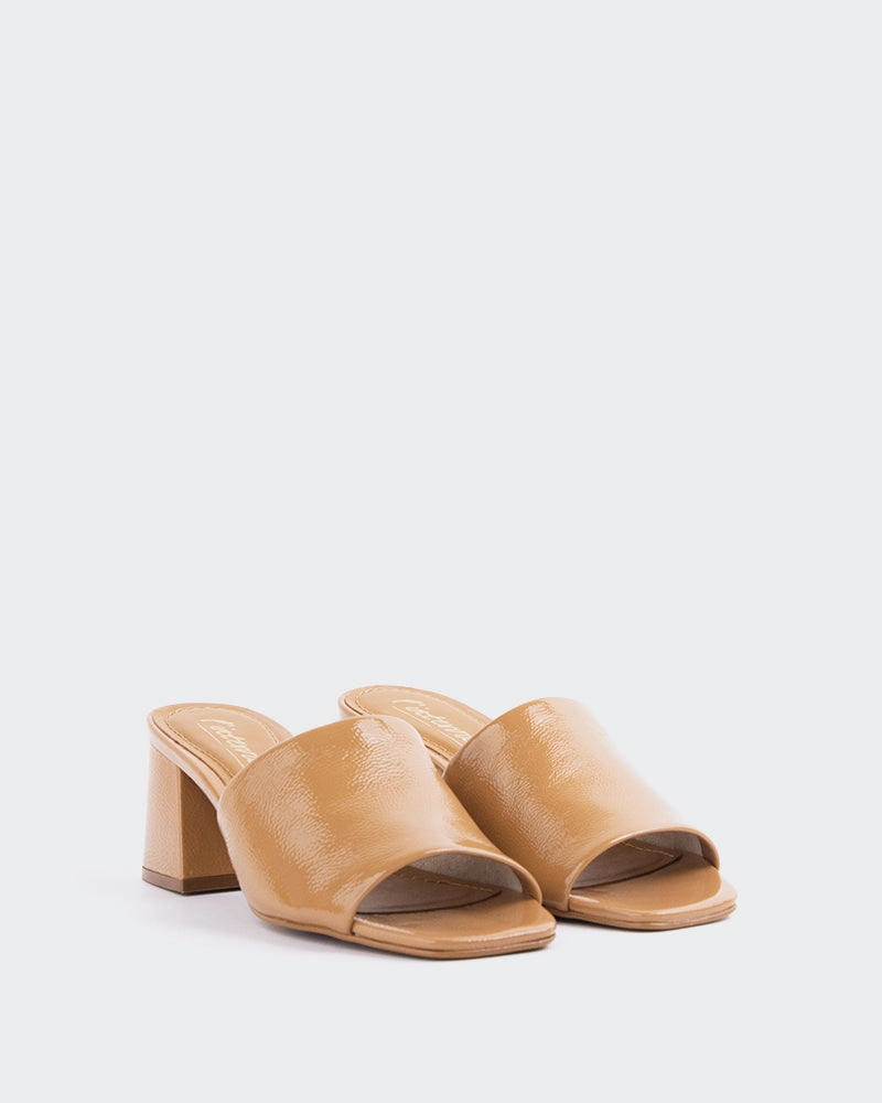 Shock Absorbing Technology Clarabelle Camel Naplack