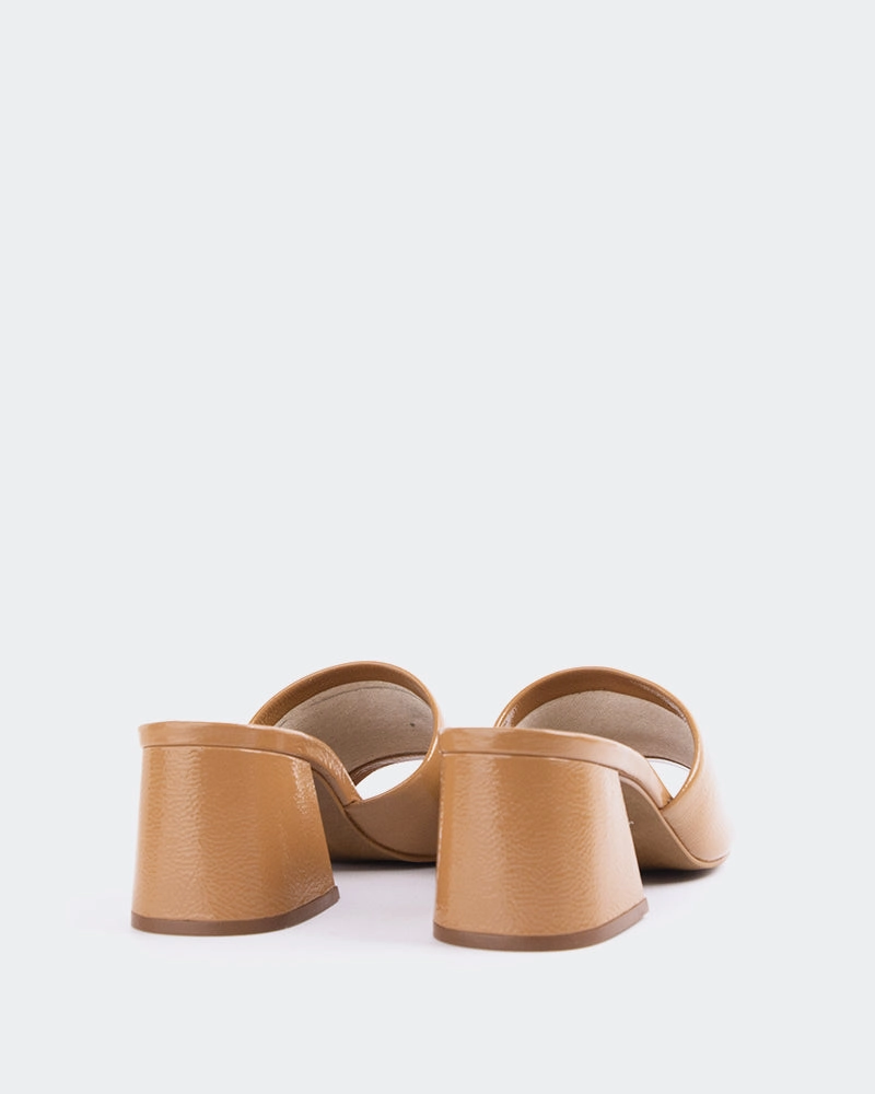 Comfortable fit Reinforced Toe Guard Clarabelle Camel Naplack