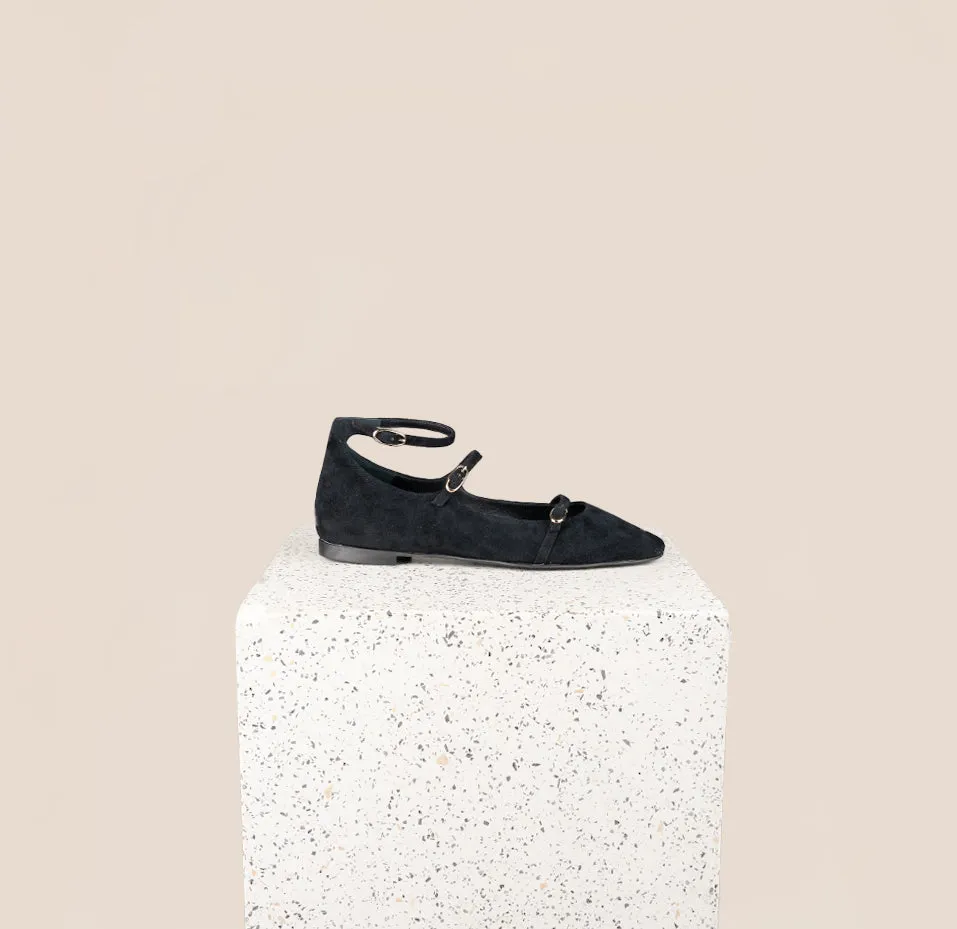 Relax Vibe Nola Almond -Black Suede
