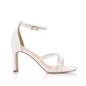 Kingdom II Block Heel Sandals - Chalk Food Fair Muscle Step