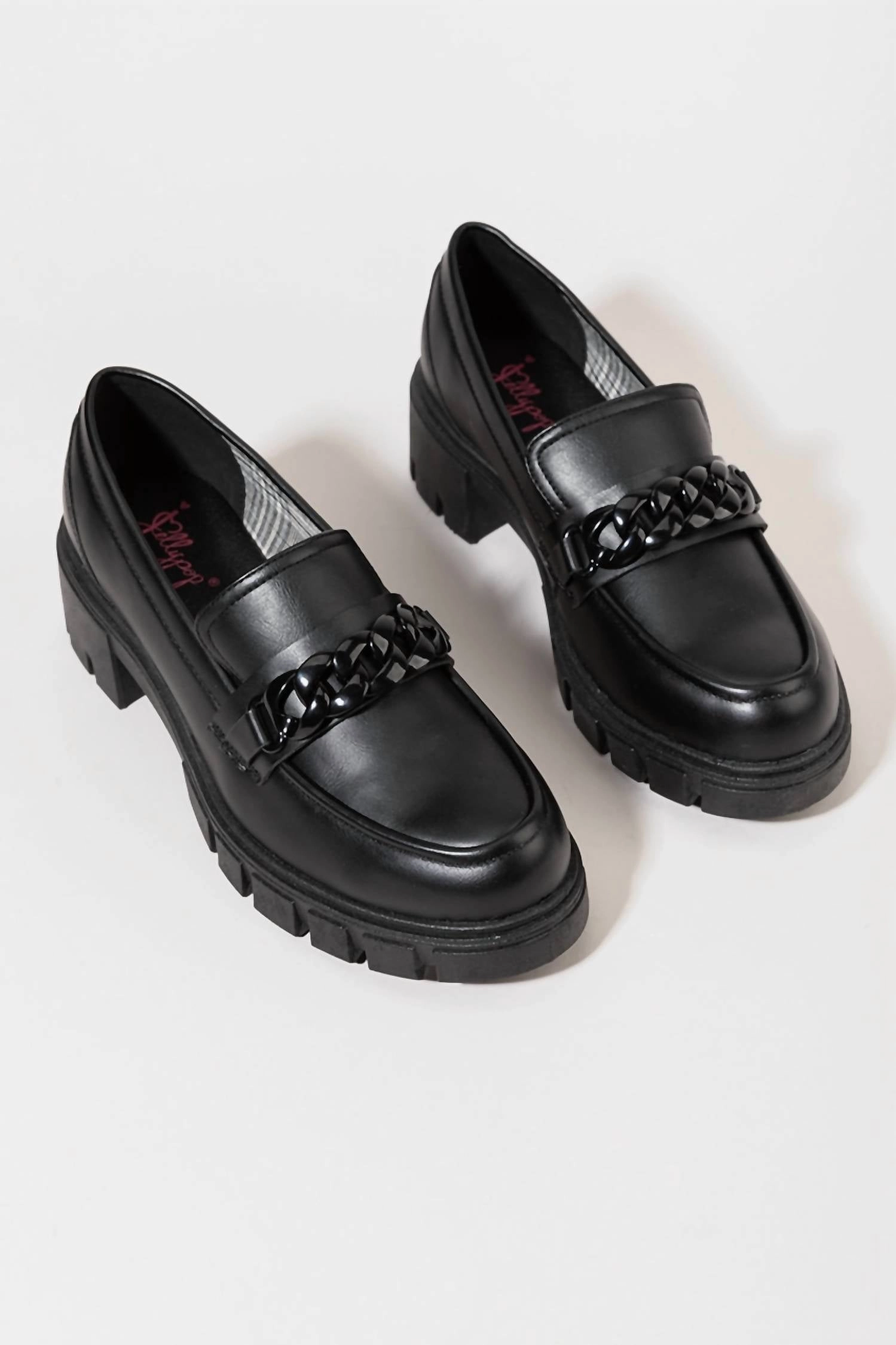 Soft Motion Toe Firm Women's Una Chunky Chain Loafer In Black