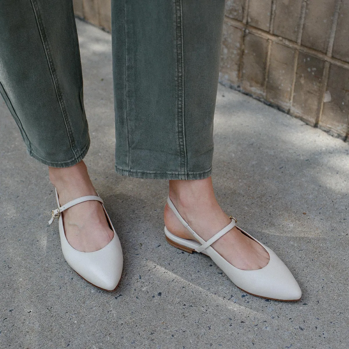 The Crosby Sling - Ecru Nappa open - toe Dynamic silhouette