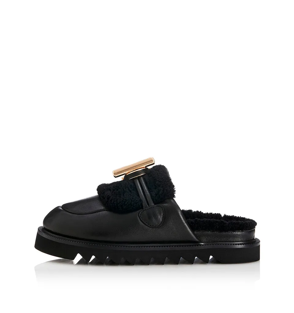 Cedar Slip-On Comfort Relaxed Design