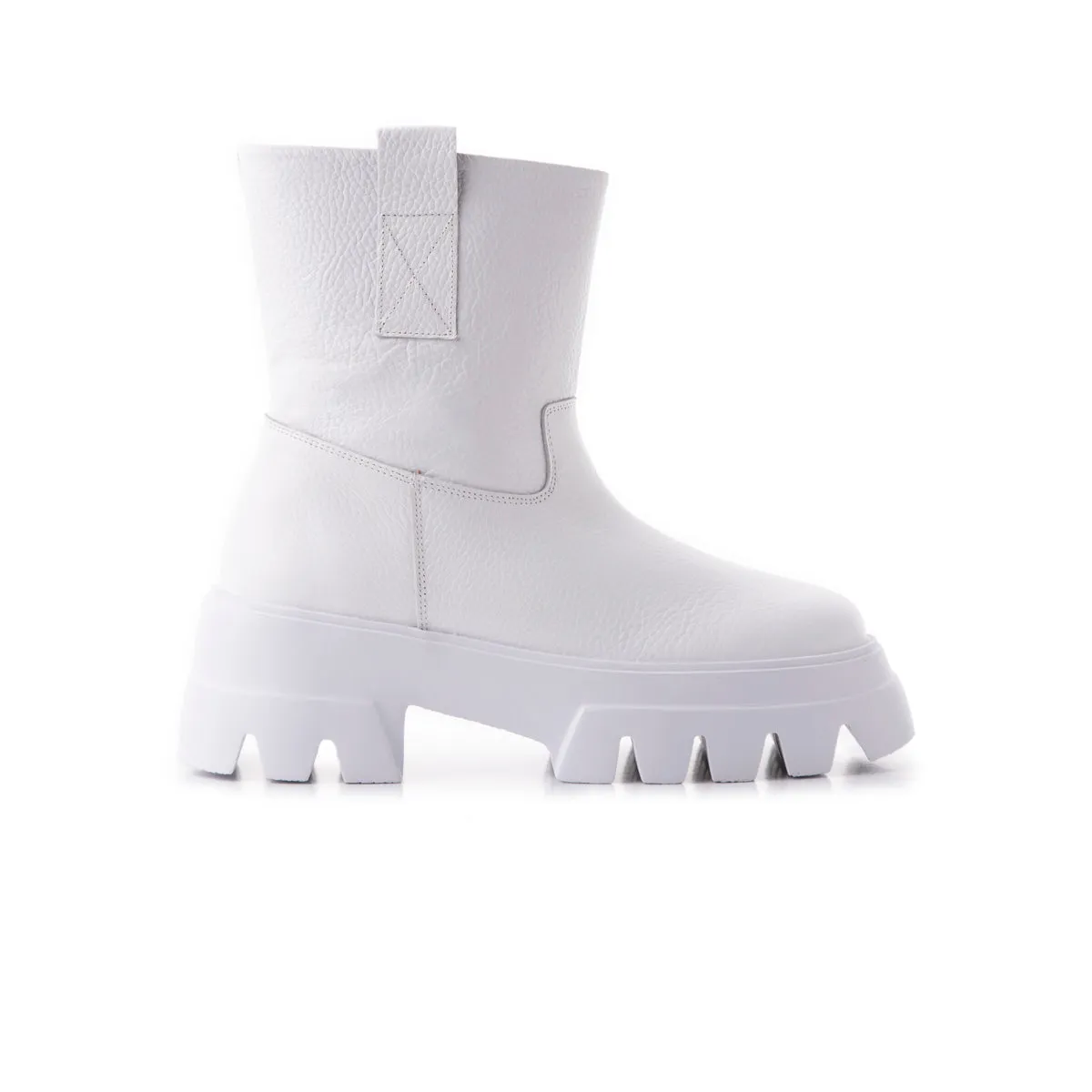 Alaska White Leather Modern Street Urban Chic