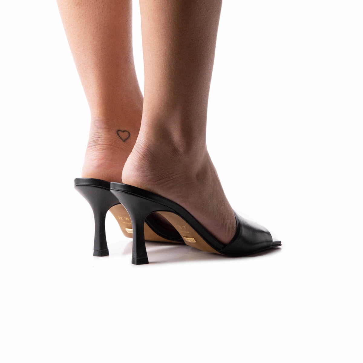 Mylos Black Leather Effortless Slip-On Fit synthetic leather