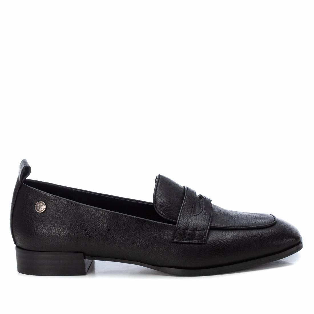 Women's Casual Loafers By XTI Breathable Uppers