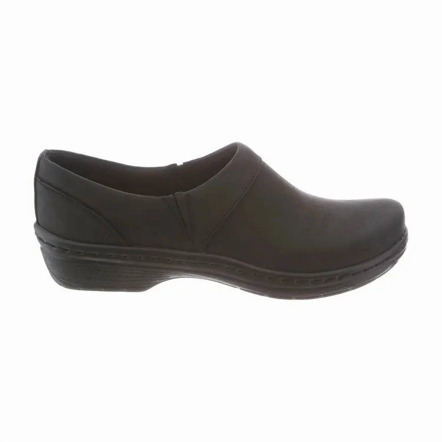 Women's Mission Shoe In Black Oiled Comfortable Office Wear