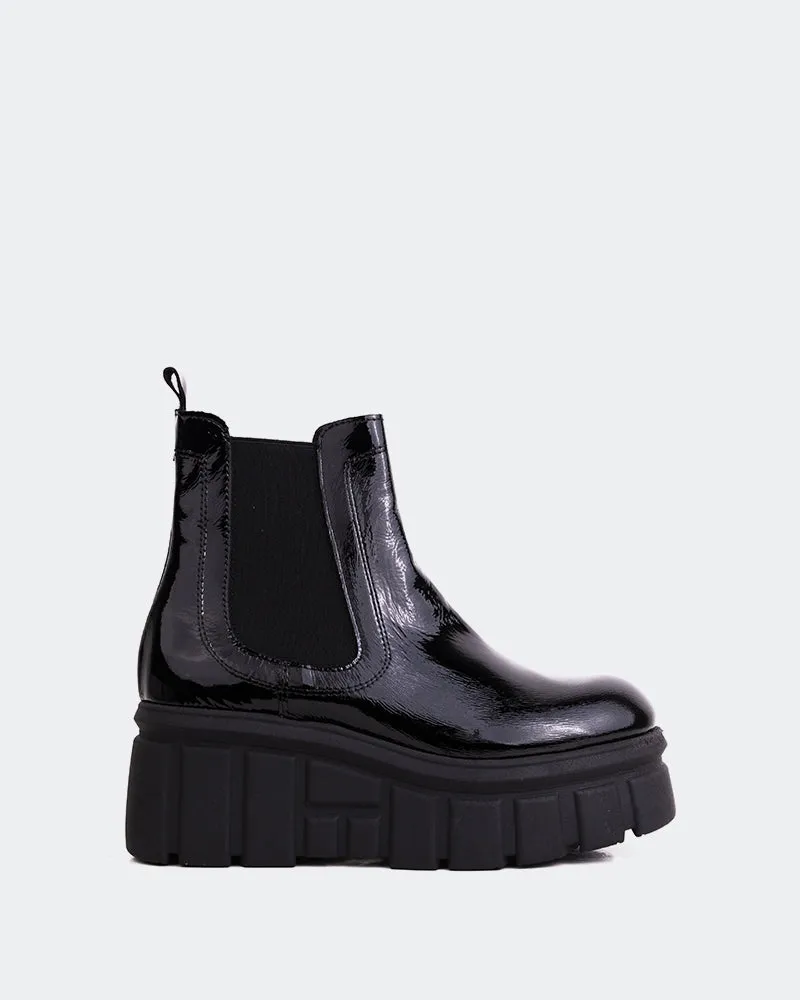 Rupert Black Naplack City Ready buckle accents