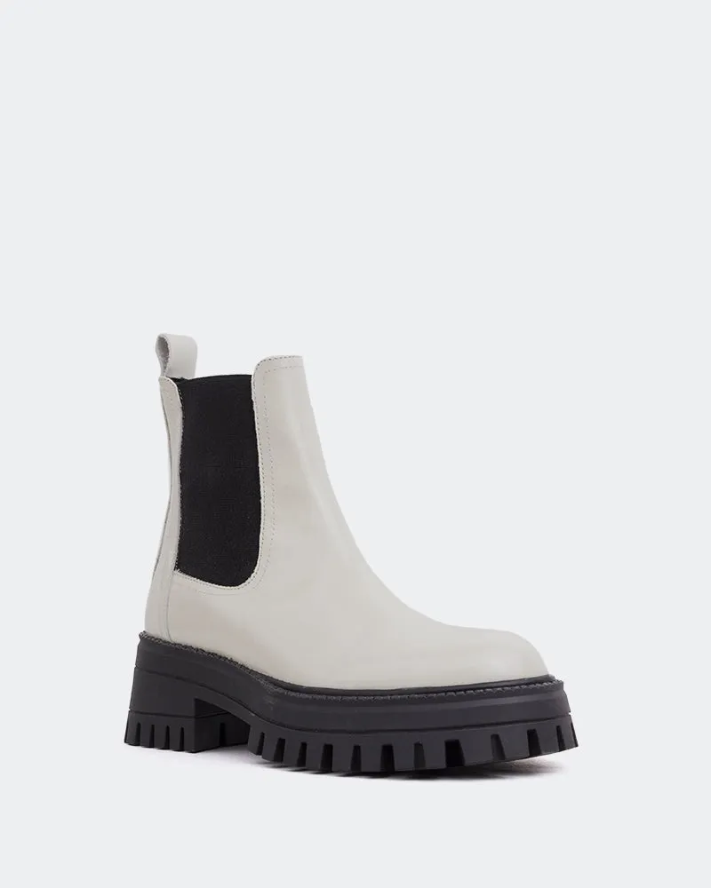 Lightweight Design Xia Off White Leather